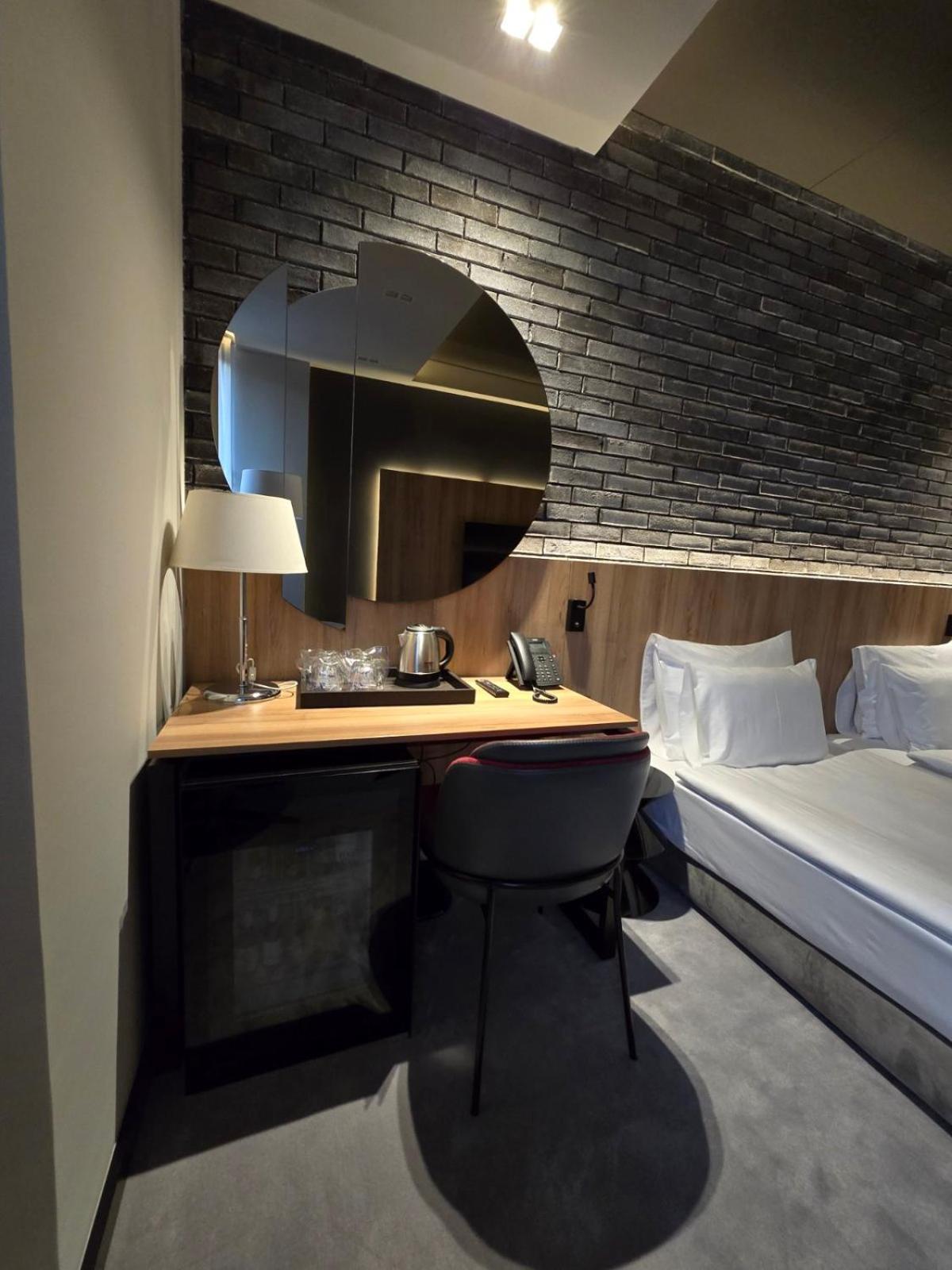 Hotel Vojvoda Putnik Βράνιε Εξωτερικό φωτογραφία